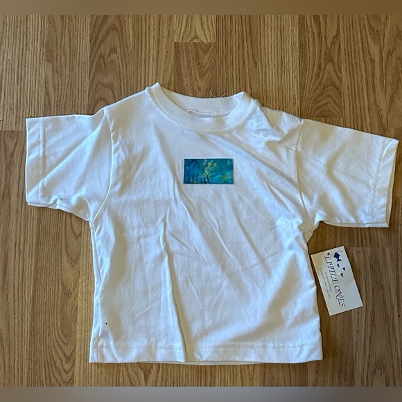 Little Ones Beach Set - White tee w/ stitched Sea Anemone Logo & Shorts -Size 2T - Picture 3 of 10